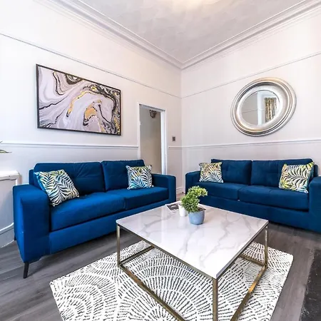 Apartment Stylish Luxury Large 4br Kingbed *